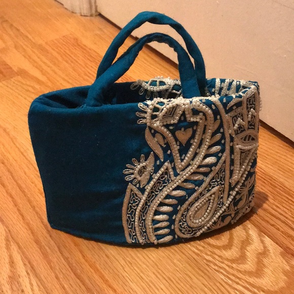 Gorgeous Turquoise Lehenga Choli + PURSE! - Picture 5 of 7